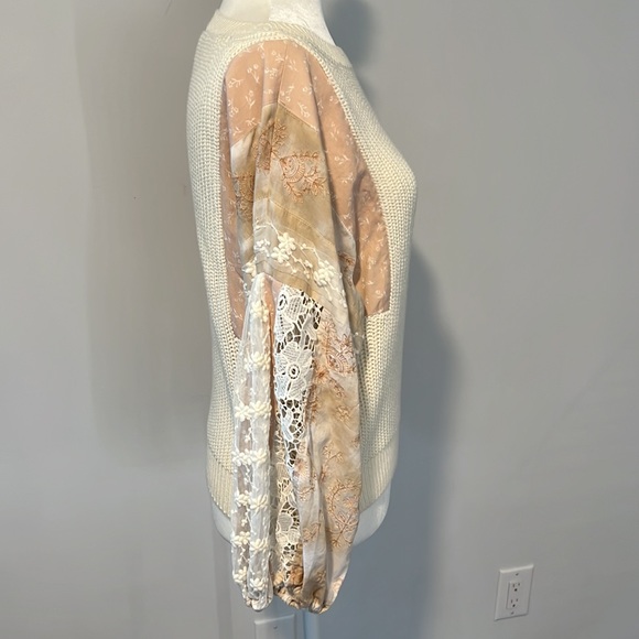 Anthropologie top size S - Picture 2 of 7